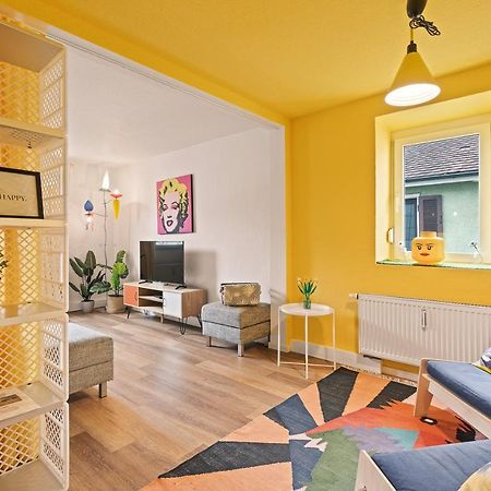 Farbenfrohe Altbauwohnung, Top Ausstattung FDH Εξωτερικό φωτογραφία