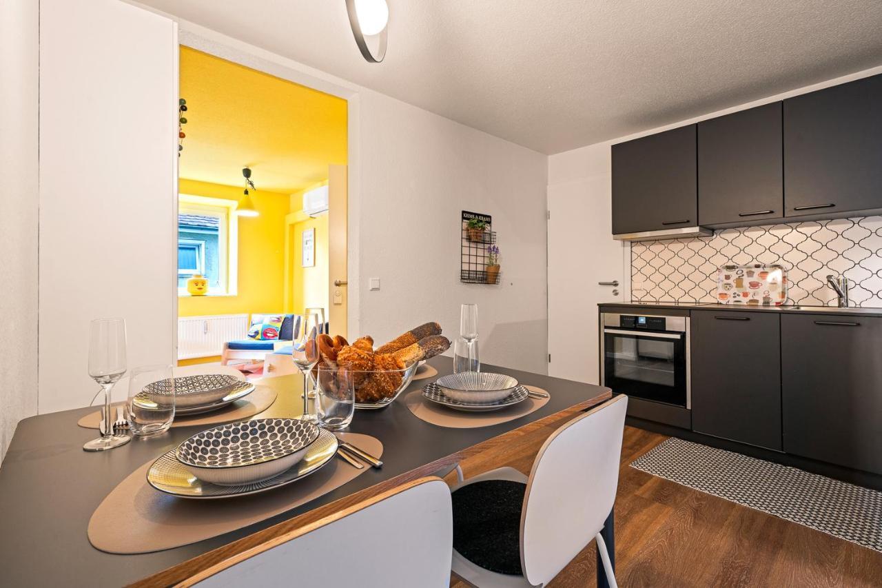 Farbenfrohe Altbauwohnung, Top Ausstattung FDH Εξωτερικό φωτογραφία